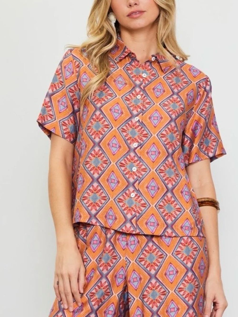 NWT Skies are Blue Orange, Pink, Blue Button Up Top